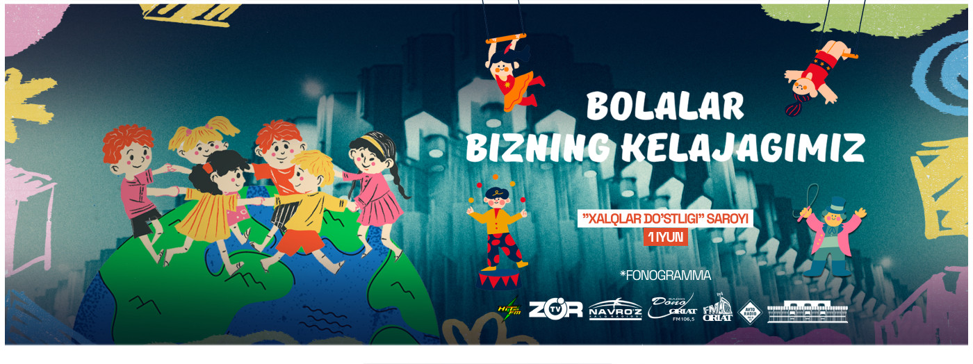 Maftunkor blonda ichida tugadi Juda qopol jinsiy aloqa, bir qiz va kop yigitlar