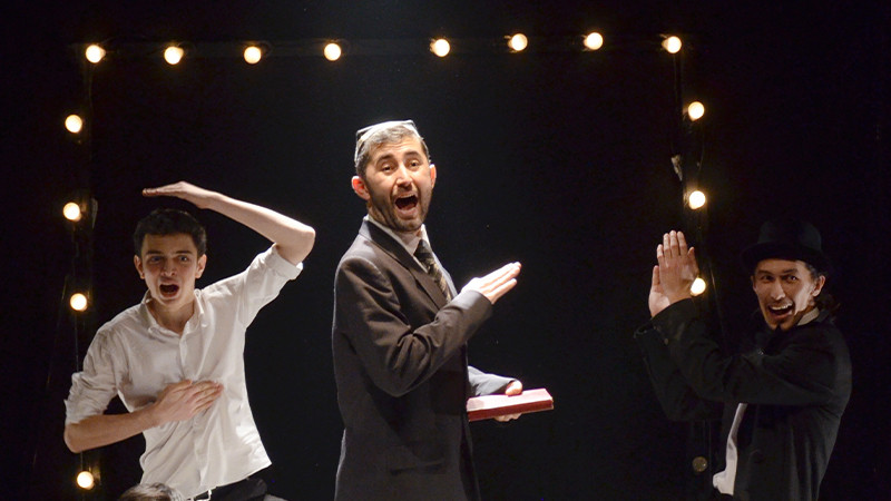 Кабаре X Studio